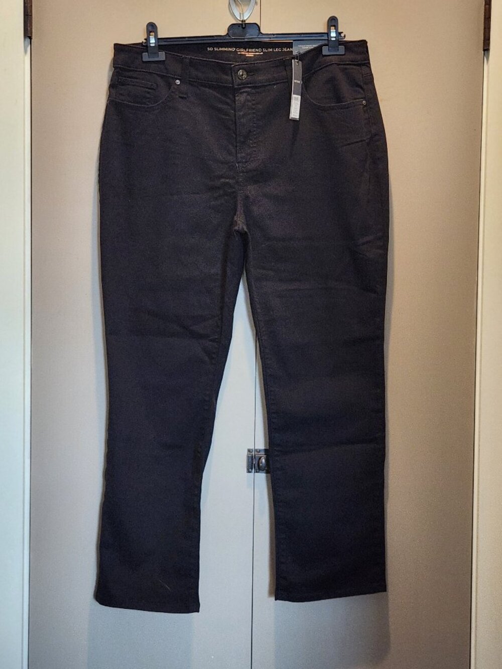 NWT Chico's So Slimming Girlfriend Slim Leg Black Jeans 14 PETITE/2.5 PETITE